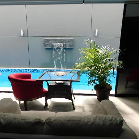 Oasis Urban Retreat Apartment Cancun Exterior photo